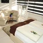 فندق Royal 3*