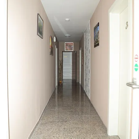 Royal Hotel