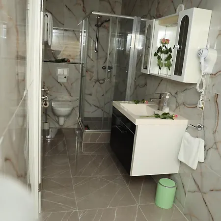 فندق Royal 3*