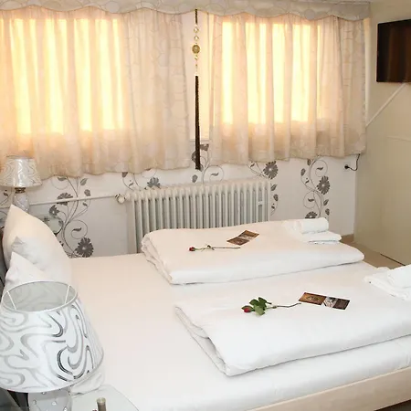 فندق Royal 3*
